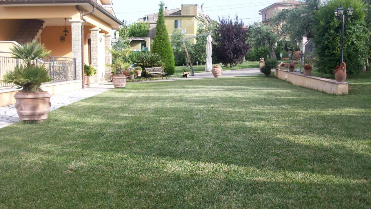Bed and Breakfast Il Giardino Degli Ulivi Canneto  Exterior foto