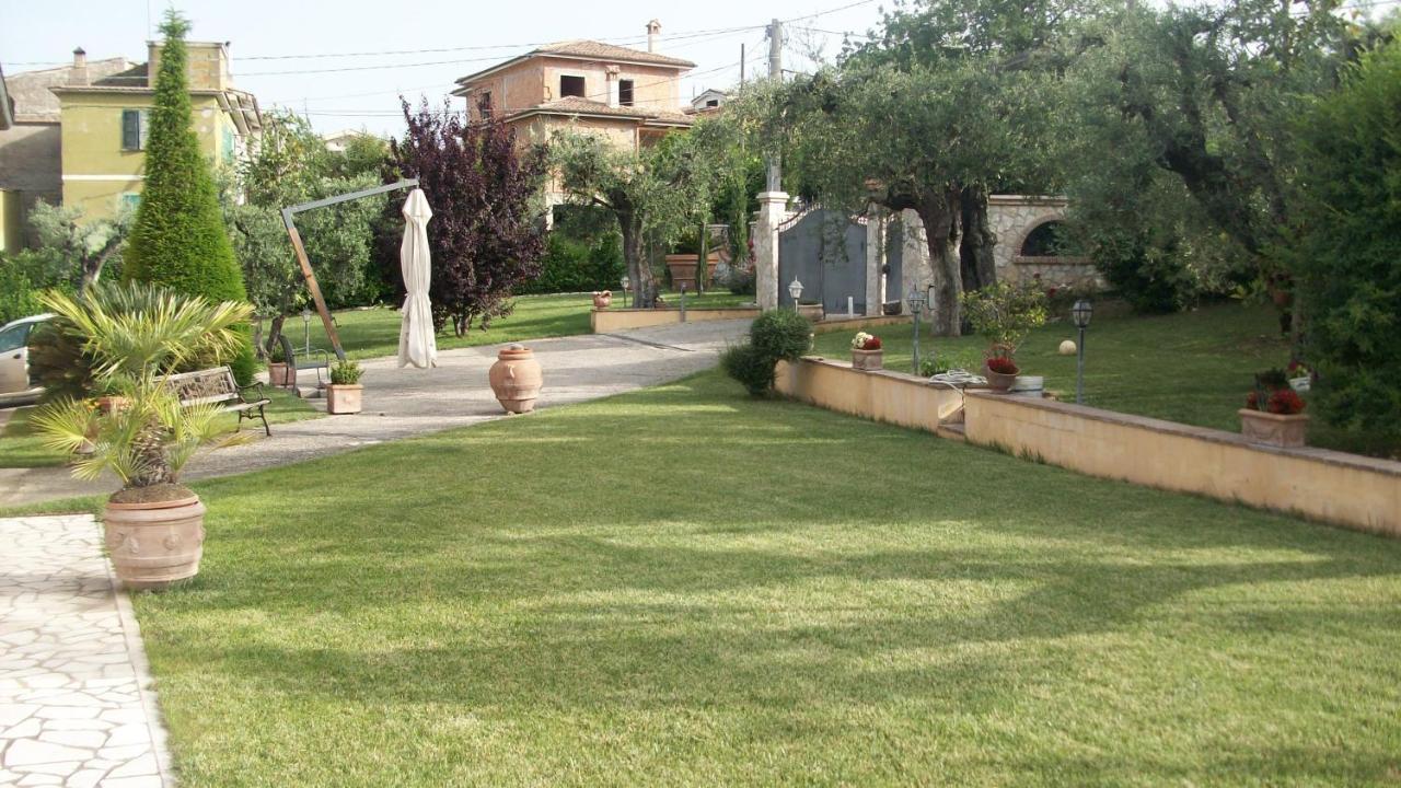 Bed and Breakfast Il Giardino Degli Ulivi Canneto  Exterior foto